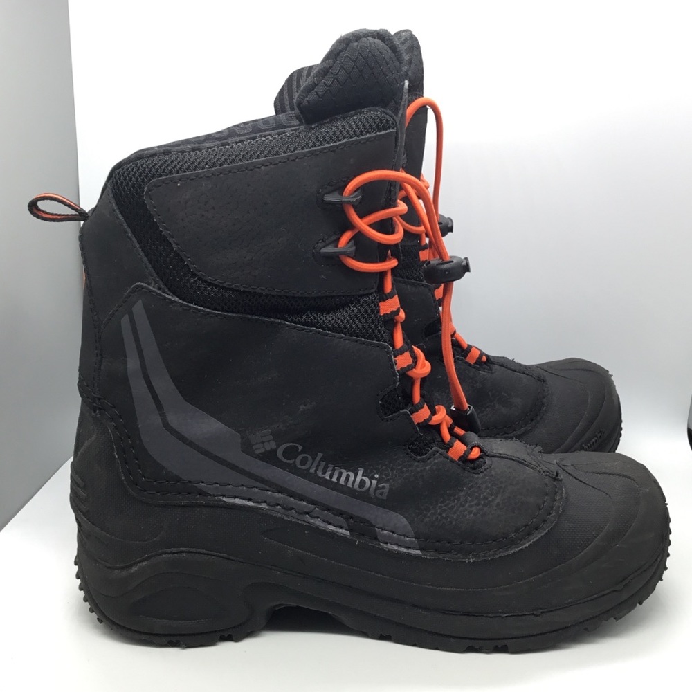 Men’s Columbia 200 gram snow boot